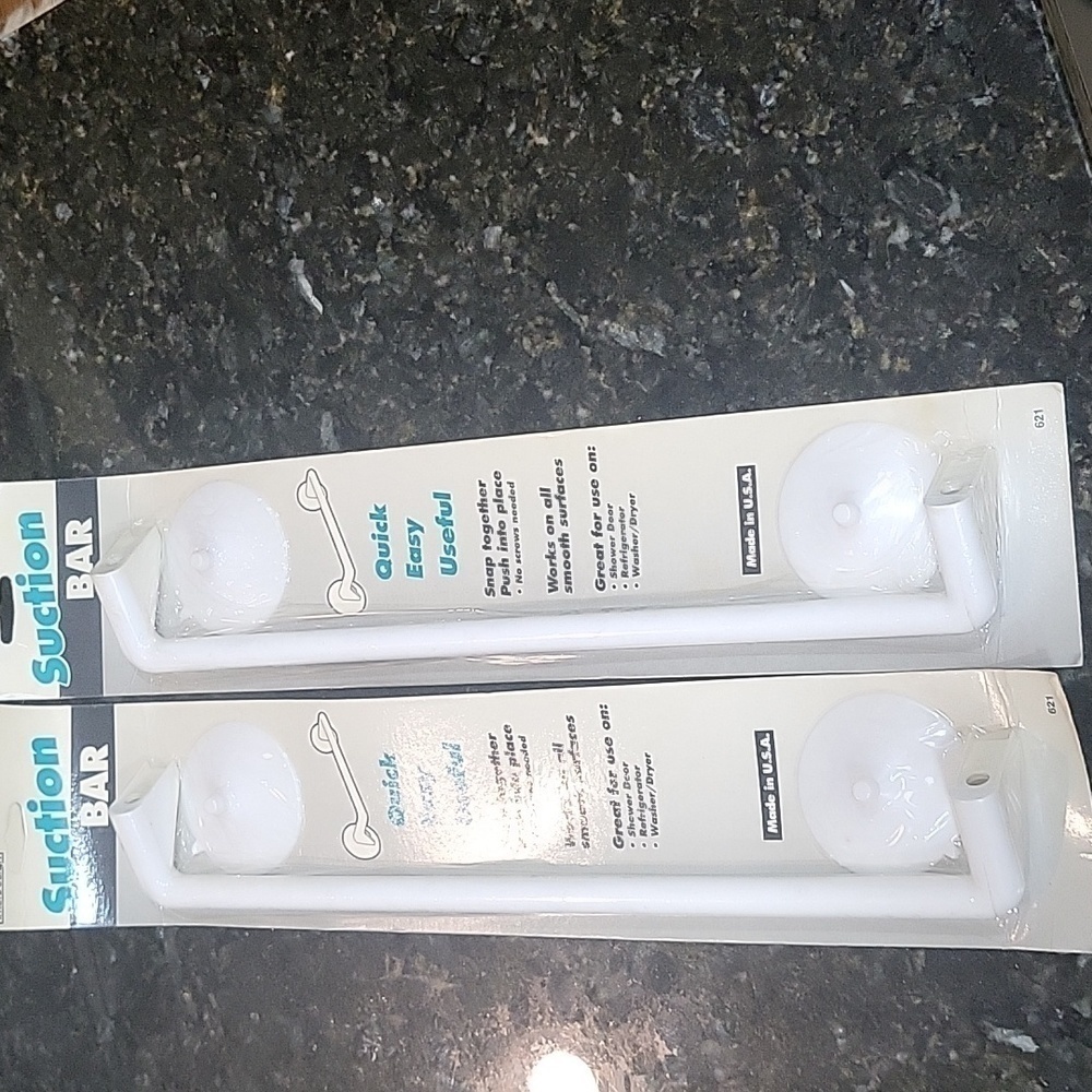 Vintage NIB Set of 2 InterDesign Suction Bar, White